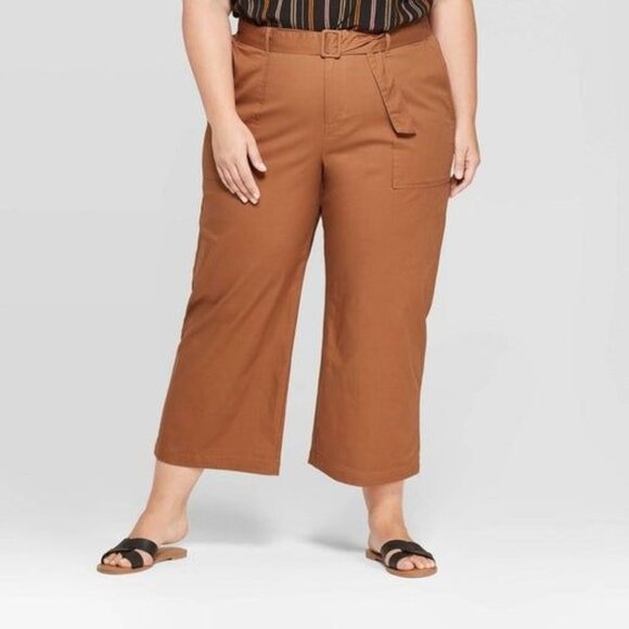 Damaged see pictures Women's Plus Size Belted Cropped Wide Leg Pants 3X - Picture 1 of 3